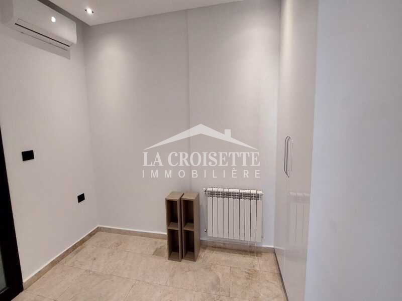 Duplex S+3 meublé à La Marsa